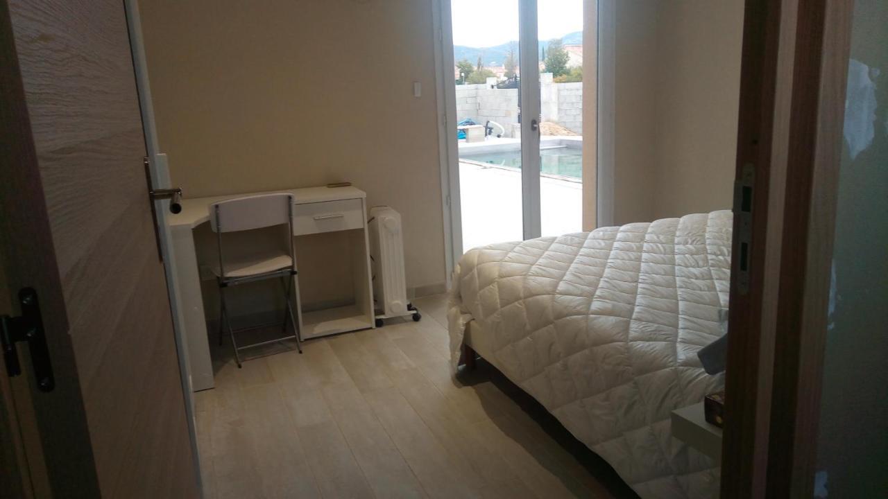Bed and Breakfast Les Figues Caromb Esterno foto